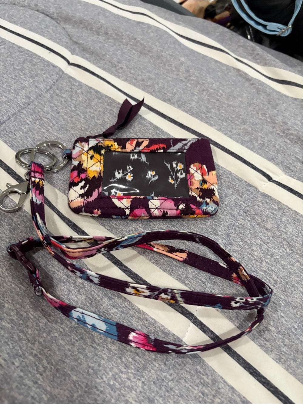 Vera Bradley Iconic Zip ID Lanyard Set Indiana Rose